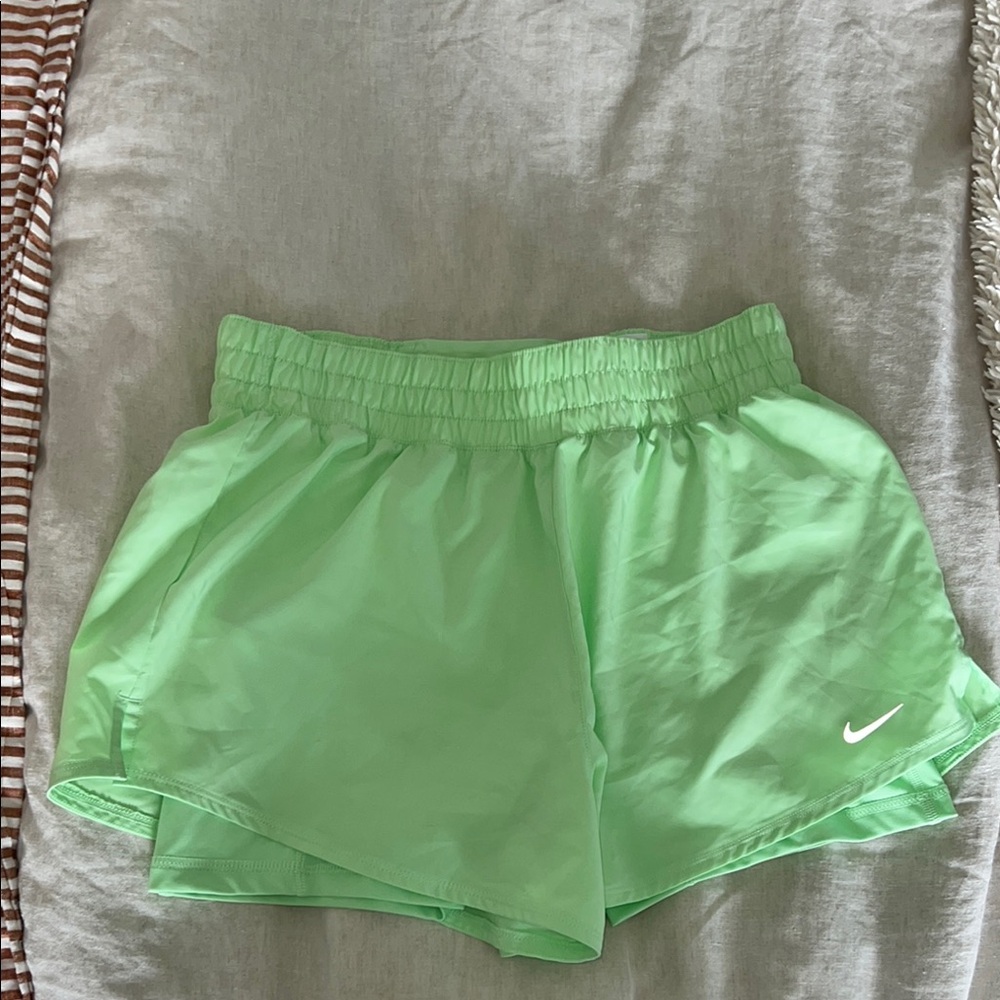 Women's Dri-FIT High-Waisted 3" 2-in-1 Shorts